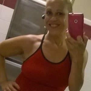 Meet your Posher, Becky